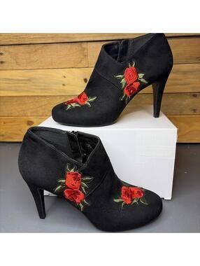 IMPO Ankle Boots Womens 6.5 Romantic Night Out Edgy Rocker Feminine Black Roses
